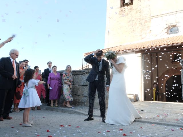 La boda de Carlos y Virginia en Salvatierra De Tormes, Salamanca 8