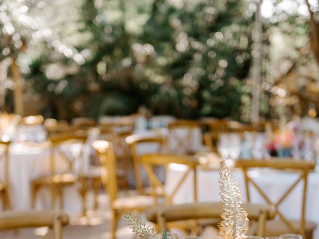 La boda de Brenda y Pablo en Beniarbeig, Alicante 15