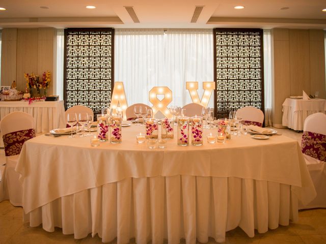 La boda de Akoran y Yessica en Puerto De La Cruz, Santa Cruz de Tenerife 24