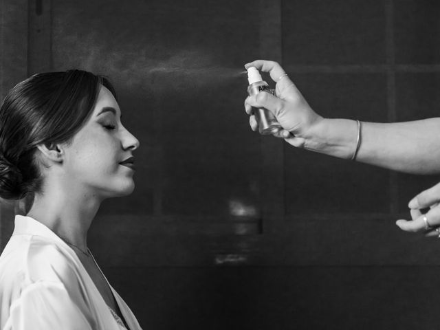 La boda de Juan Ignacio y Anastasia en Pueblo Benalmadena, Málaga 16