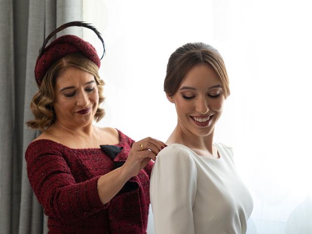 La boda de Juan Ignacio y Anastasia en Pueblo Benalmadena, Málaga 20