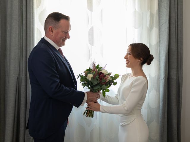 La boda de Juan Ignacio y Anastasia en Pueblo Benalmadena, Málaga 23