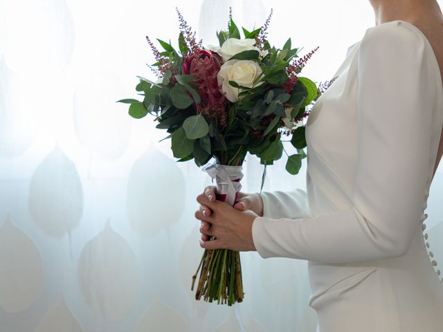La boda de Juan Ignacio y Anastasia en Pueblo Benalmadena, Málaga 25