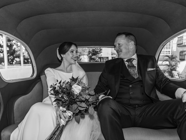 La boda de Juan Ignacio y Anastasia en Pueblo Benalmadena, Málaga 29