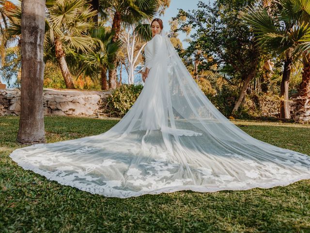 La boda de Juan Ignacio y Anastasia en Pueblo Benalmadena, Málaga 58