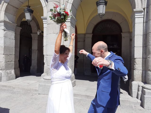 La boda de Javi y Violeta en Madrid, Madrid 53