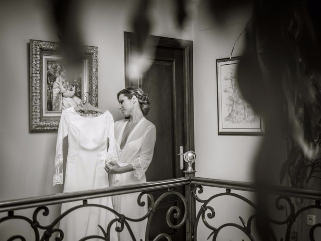 La boda de Juan y Maribi en Alcala De Guadaira, Sevilla 5