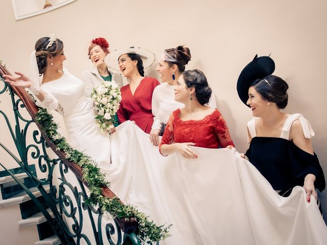 La boda de Juan y Maribi en Alcala De Guadaira, Sevilla 17