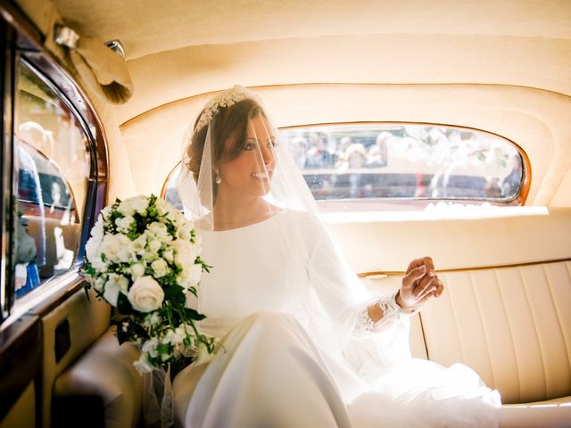 La boda de Juan y Maribi en Alcala De Guadaira, Sevilla 21