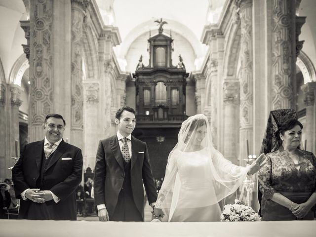 La boda de Juan y Maribi en Alcala De Guadaira, Sevilla 30