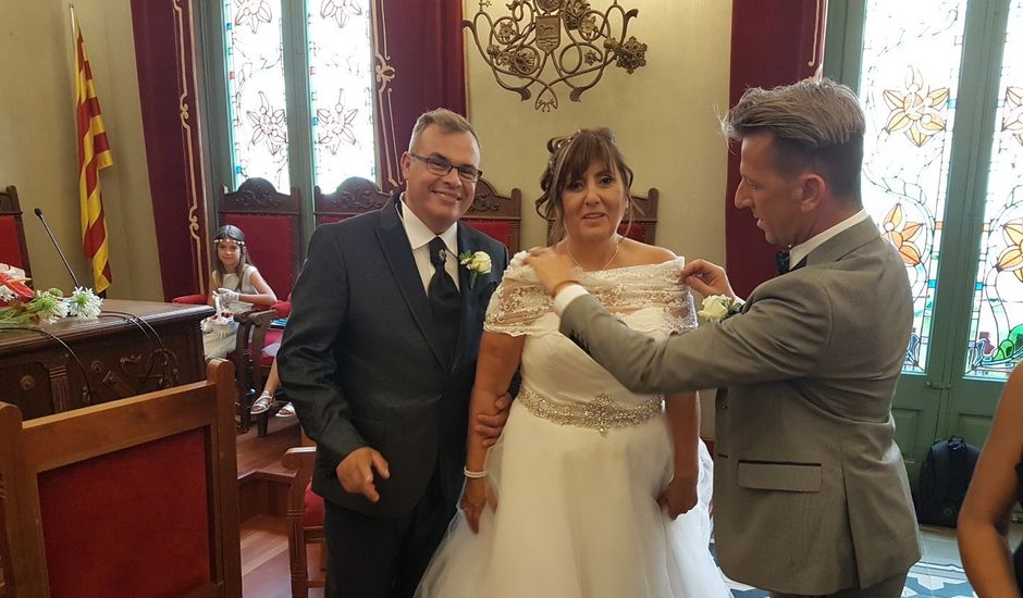 La boda de Mario y Isabel  en Canet De Mar, Barcelona