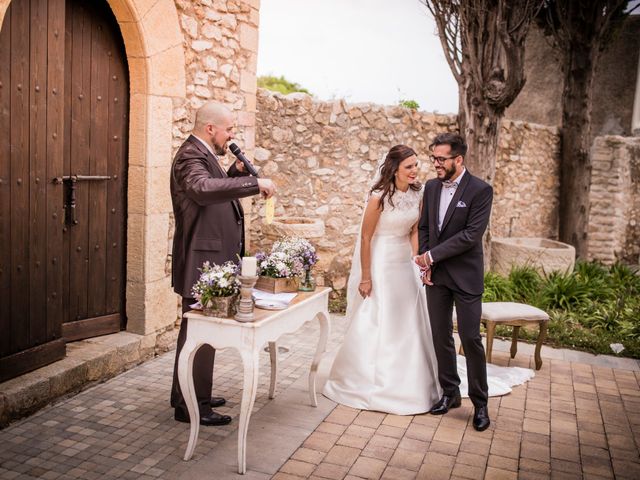 La boda de Toni y Naiara en La Riera De Gaia, Tarragona 102