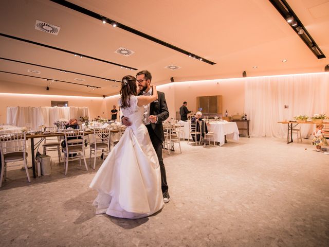 La boda de Toni y Naiara en La Riera De Gaia, Tarragona 253