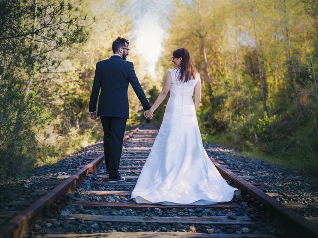 La boda de Toni y Naiara en La Riera De Gaia, Tarragona 280