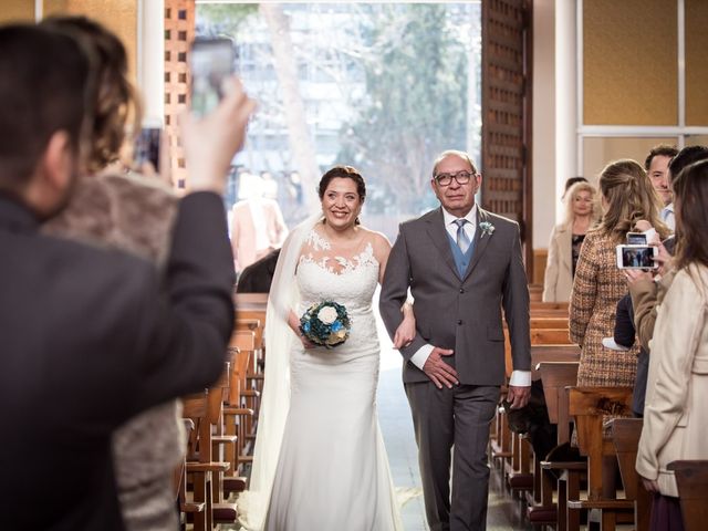 La boda de Luis y Gueisy en Barcelona, Barcelona 17