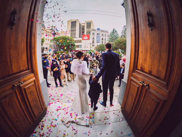 La boda de Victoria y Jose Antonio en Albacete, Albacete 12