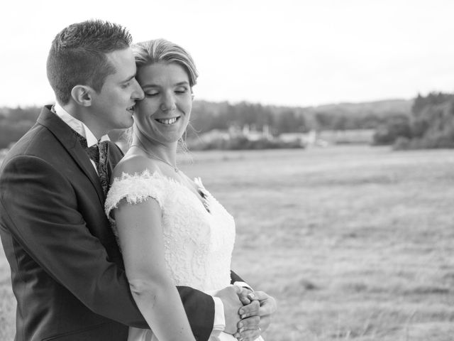 La boda de Damián y Uxía en Vilalba, Lugo 29