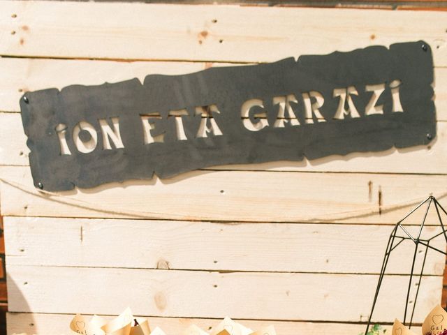 La boda de Ion y Garazi en Zumaia, Guipúzcoa 2