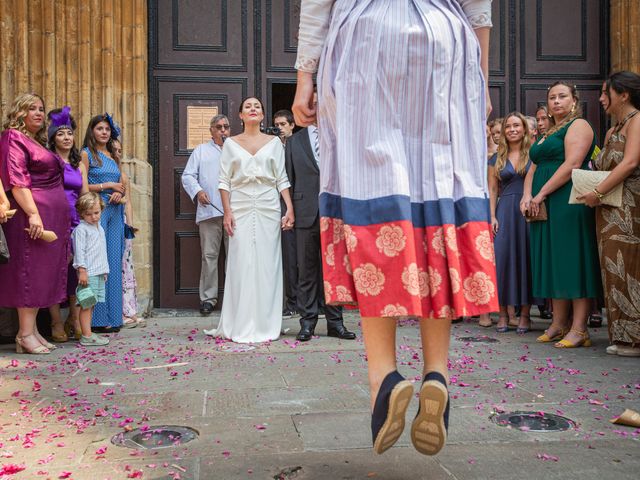 La boda de Aratz y Mar en Lekeitio, Vizcaya 25