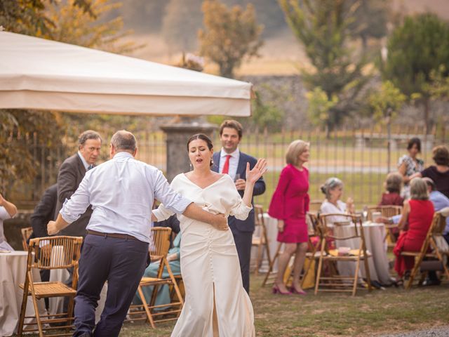 La boda de Aratz y Mar en Lekeitio, Vizcaya 38