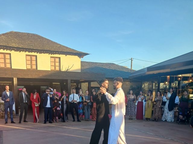 La boda de Pío  y David en Cabañas Raras, León 3