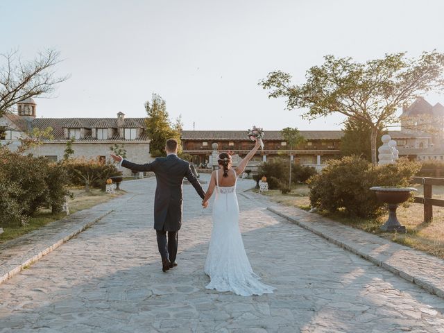 La boda de Roberto y Rocío en El Berrueco, Madrid 1