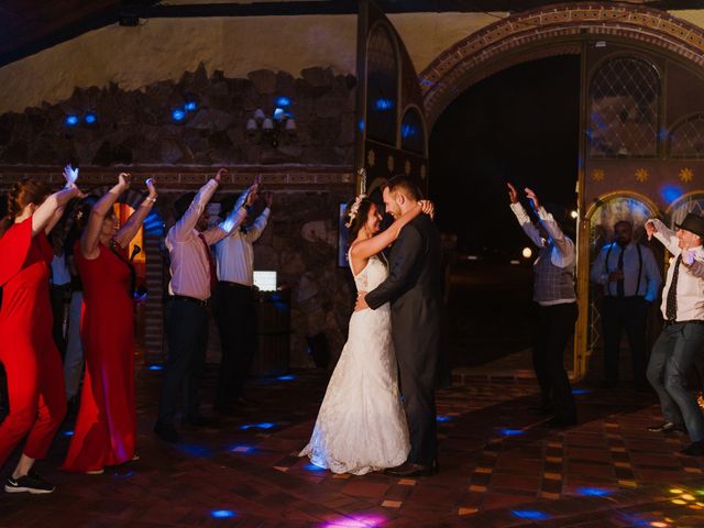 La boda de Roberto y Rocío en El Berrueco, Madrid 21