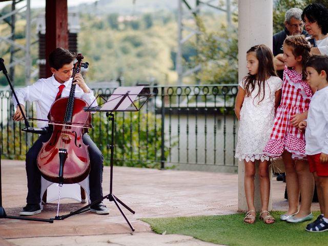 La boda de Igor y Naiara en Urnieta, Guipúzcoa 18