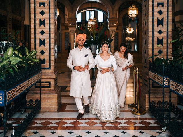 La boda de Devin y Yushmee en Sevilla, Sevilla 46