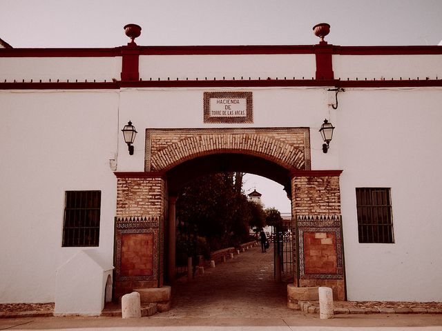 La boda de Jesús y Vanesa en Dos Hermanas, Sevilla 68