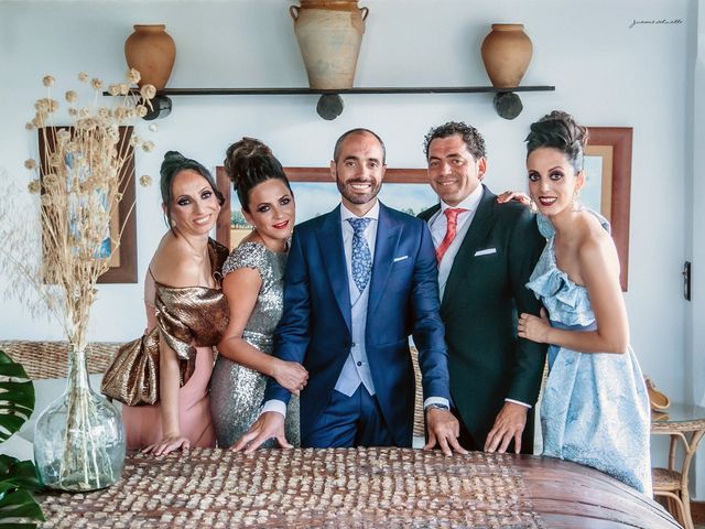 La boda de Jesús y Ángela en Villamanrique De La Condesa, Sevilla 20