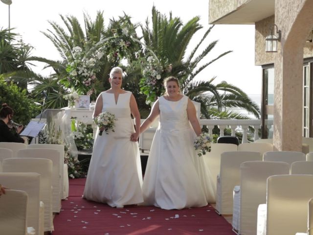 La boda de Verónica y Lourdes en San Fernando, Cádiz 43
