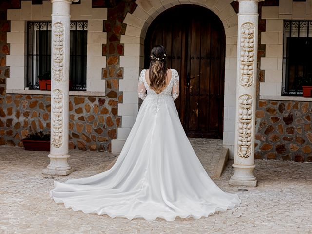 La boda de Roberto y Eva María en La Cañada De Calatrava, Ciudad Real 42
