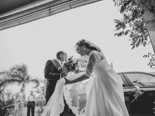 La boda de Miguel y Laura en Conil De La Frontera, Cádiz 25