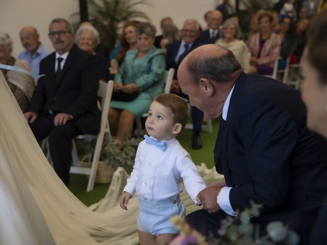 La boda de Miguel y Laura en Conil De La Frontera, Cádiz 35