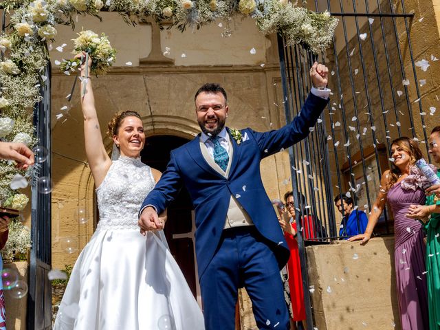La boda de Juan y Pilar en Baños De Rioja, La Rioja 23