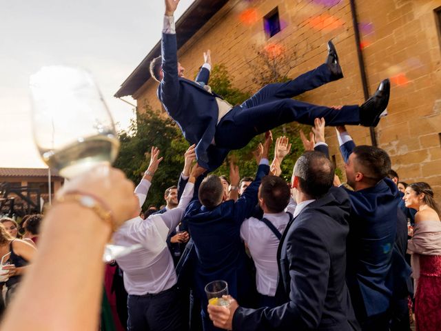 La boda de Juan y Pilar en Baños De Rioja, La Rioja 44