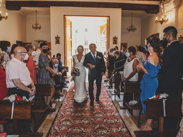La boda de Ana y Marcos en San Antonio De Requena, Valencia 24