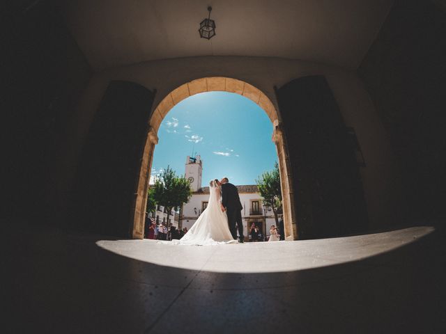 La boda de Natalia y Santiago en Las Pedroñeras, Cuenca 20