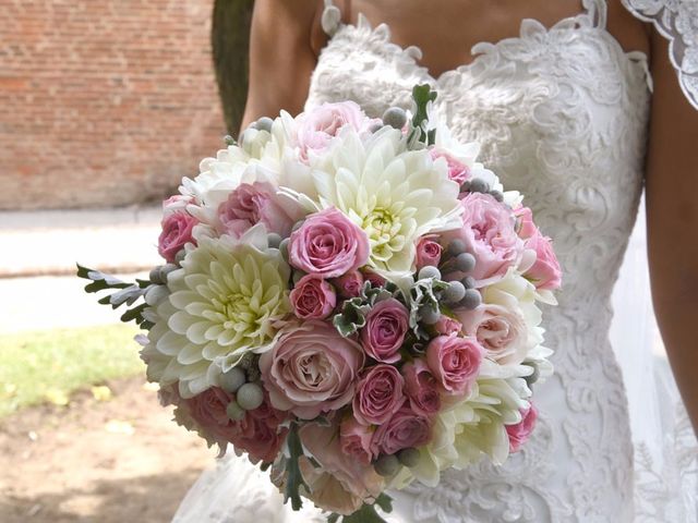 La boda de Manuel y Romina en León, León 32