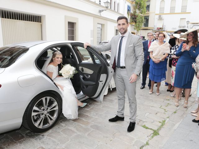 La boda de Aurora y Fran en Sevilla, Sevilla 2