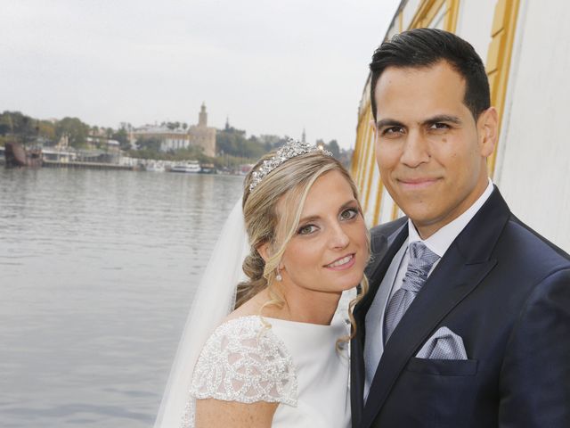 La boda de Aurora y Fran en Sevilla, Sevilla 9