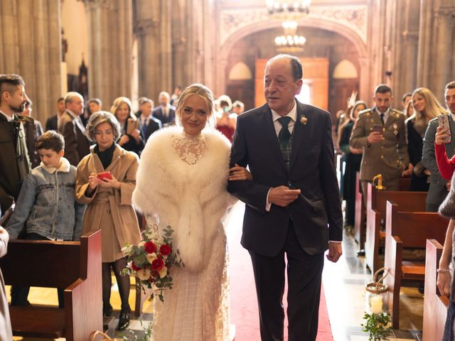 La boda de Iván y Sara en Avilés, Asturias 35