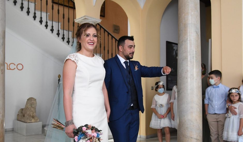 La boda de Miguel y Sara en Pozoblanco, Córdoba