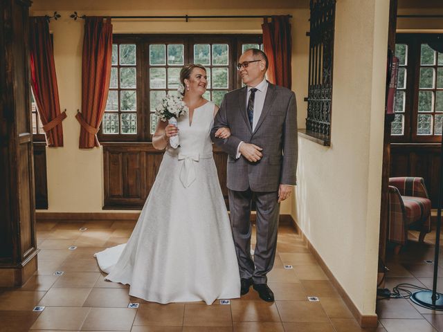 La boda de Jose Carlos y Magdalena en Naveces, Asturias 18