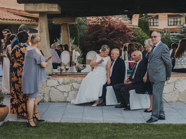 La boda de Jose Carlos y Magdalena en Naveces, Asturias 97