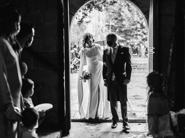 La boda de Víctor y Berta en Pontevedra, Pontevedra 27