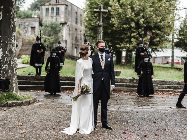 La boda de Víctor y Berta en Pontevedra, Pontevedra 40
