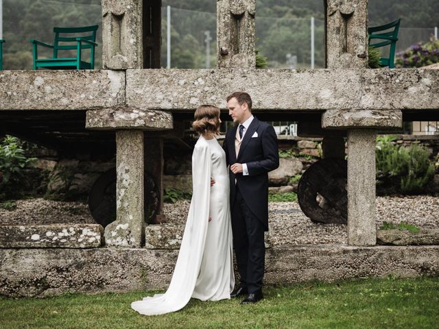 La boda de Víctor y Berta en Pontevedra, Pontevedra 57