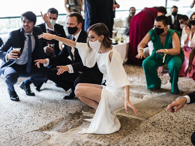 La boda de Víctor y Berta en Pontevedra, Pontevedra 64